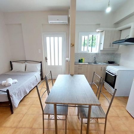 Estia Holiday Apartment & Studio วาธี ภายนอก รูปภาพ