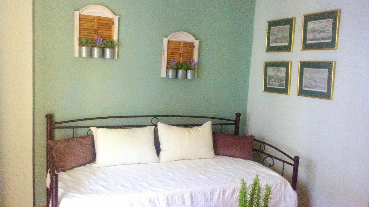Estia Holiday Apartment & Studio วาธี ภายนอก รูปภาพ