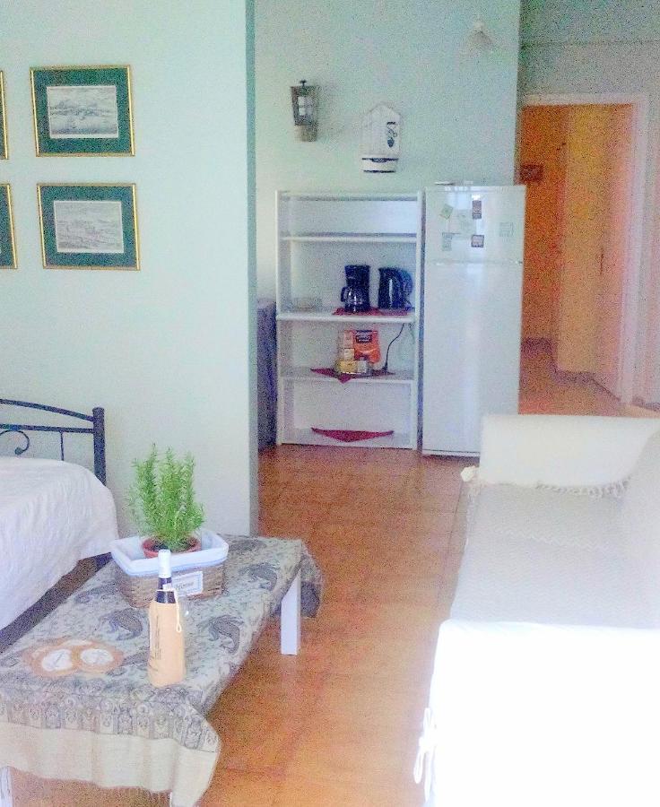 Estia Holiday Apartment & Studio วาธี ภายนอก รูปภาพ