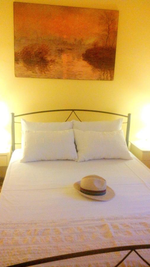 Estia Holiday Apartment & Studio วาธี ภายนอก รูปภาพ