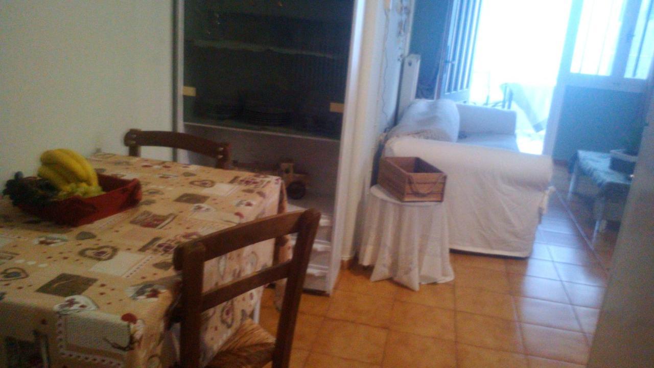 Estia Holiday Apartment & Studio วาธี ภายนอก รูปภาพ