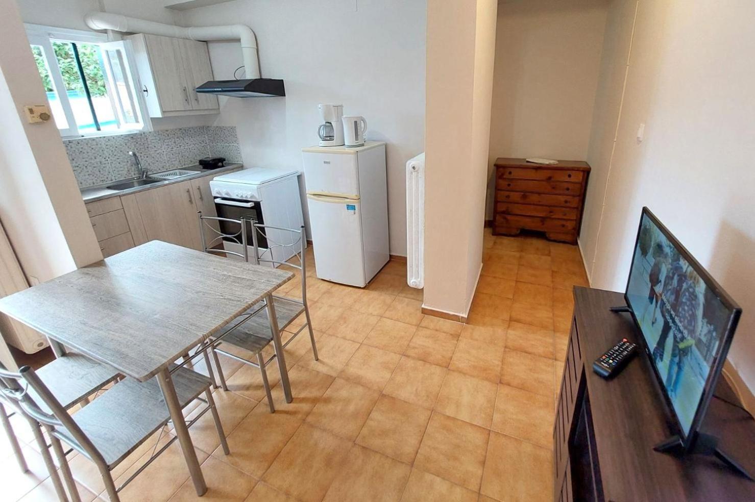 Estia Holiday Apartment & Studio วาธี ภายนอก รูปภาพ