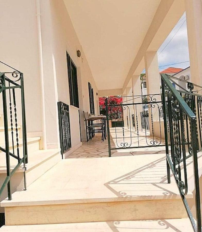 Estia Holiday Apartment & Studio วาธี ภายนอก รูปภาพ